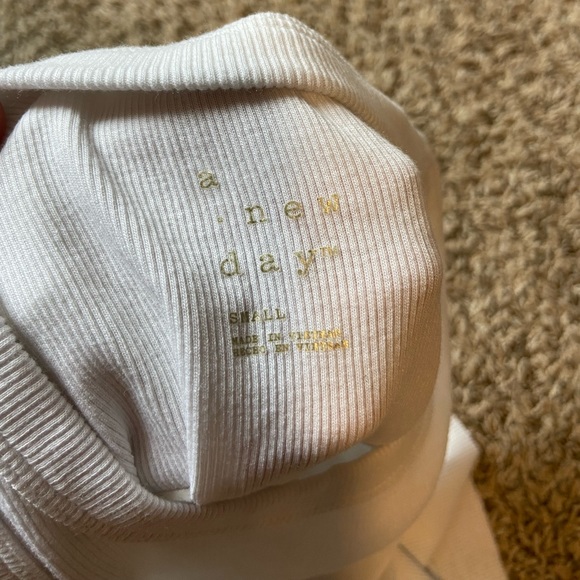 Basic tank - Picture 3 of 3